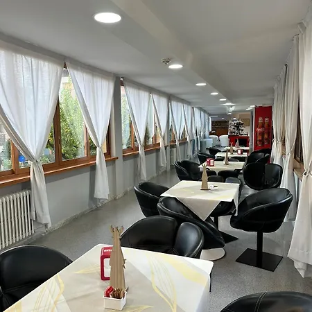 Hotel Oasi San Francesco 3*